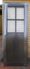 Puerta batiente combinada con estilo colonial